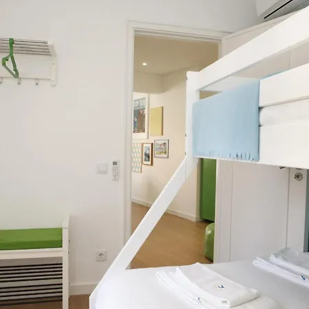 Double Apt 12pax *